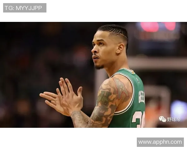 深度对话杨伟分享篮球人生的起伏与梦想追逐之路